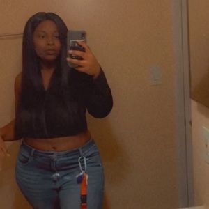 Meet your Posher, Zionna